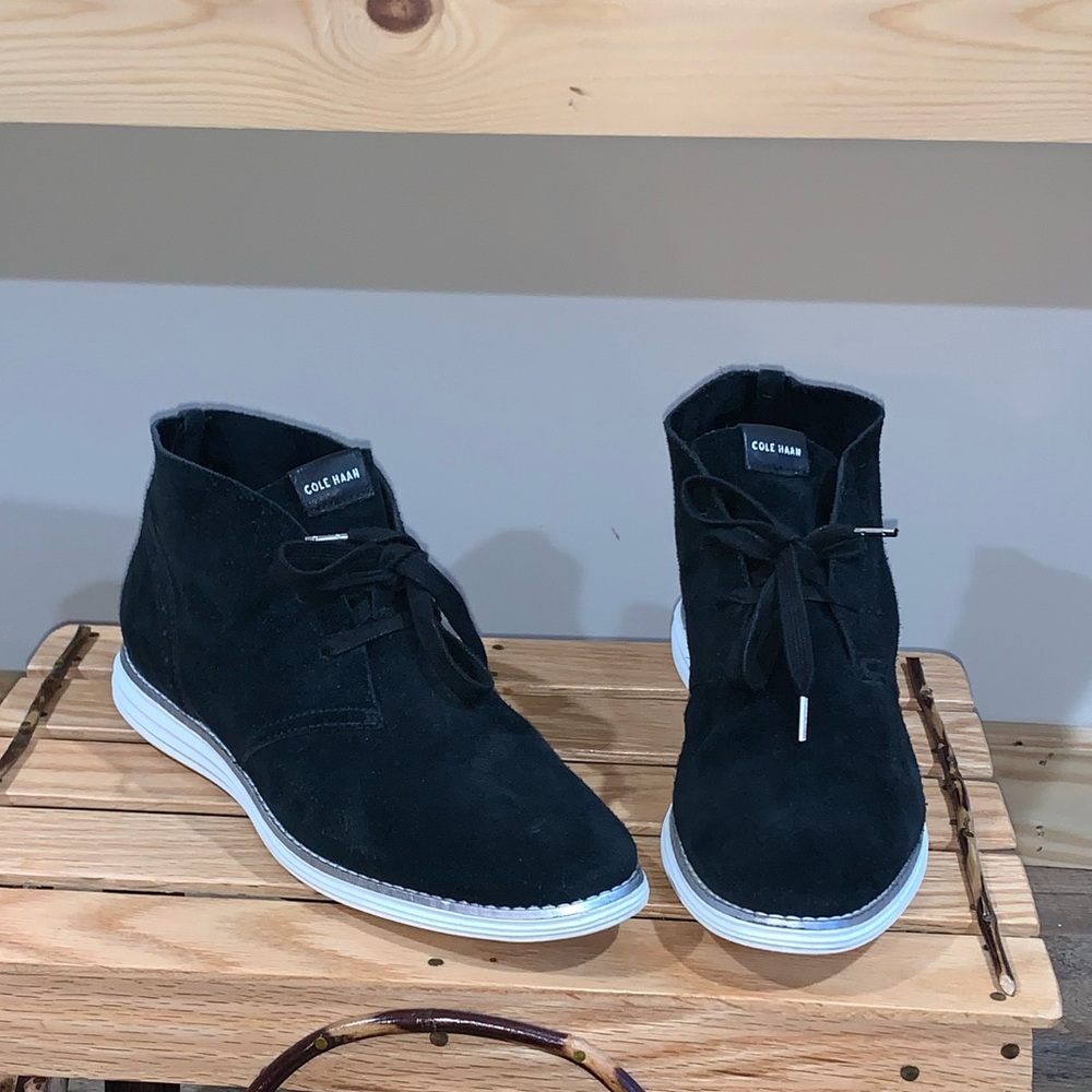 Cole Haan black suede high top booties shoes size 9.5B